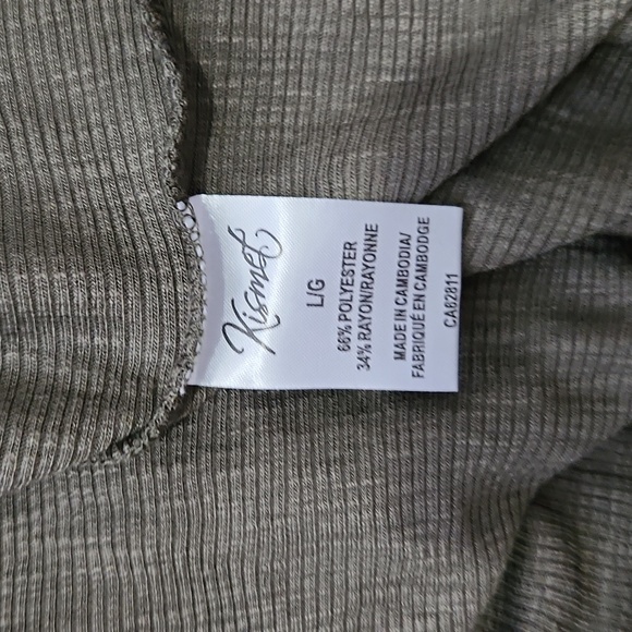 Brand new Women's Bootlegger Kismet Short Sleeve Top Tee Large - Picture 4 of 4